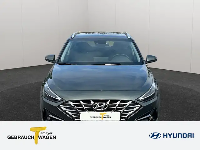 Hyundai I30 view 2