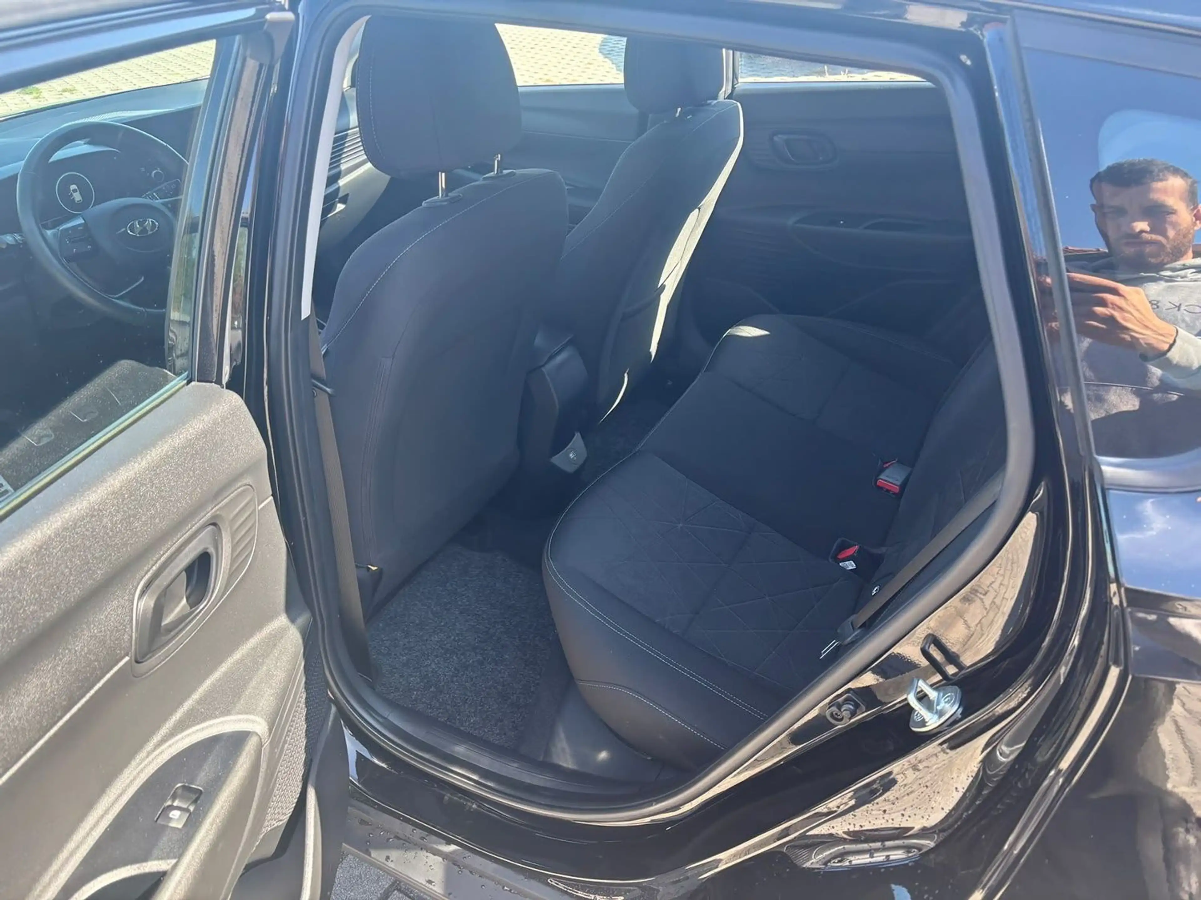 Hyundai BAYON Intro Edition Mild-Hybrid 20000Km Carplay,Klima — photo 12