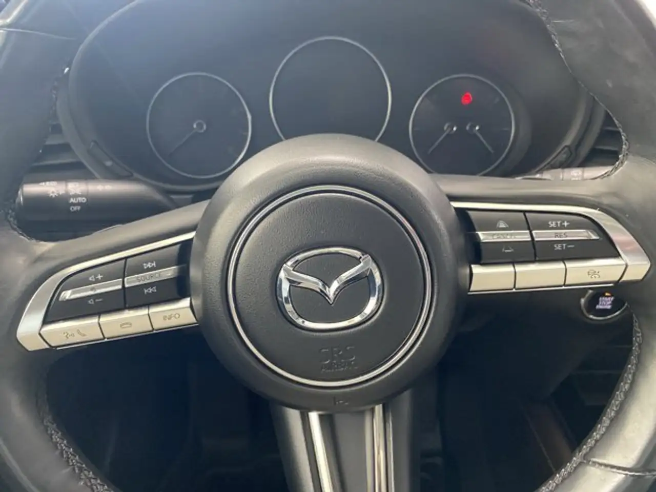 Mazda CX-30 снимка Mazda CX-30