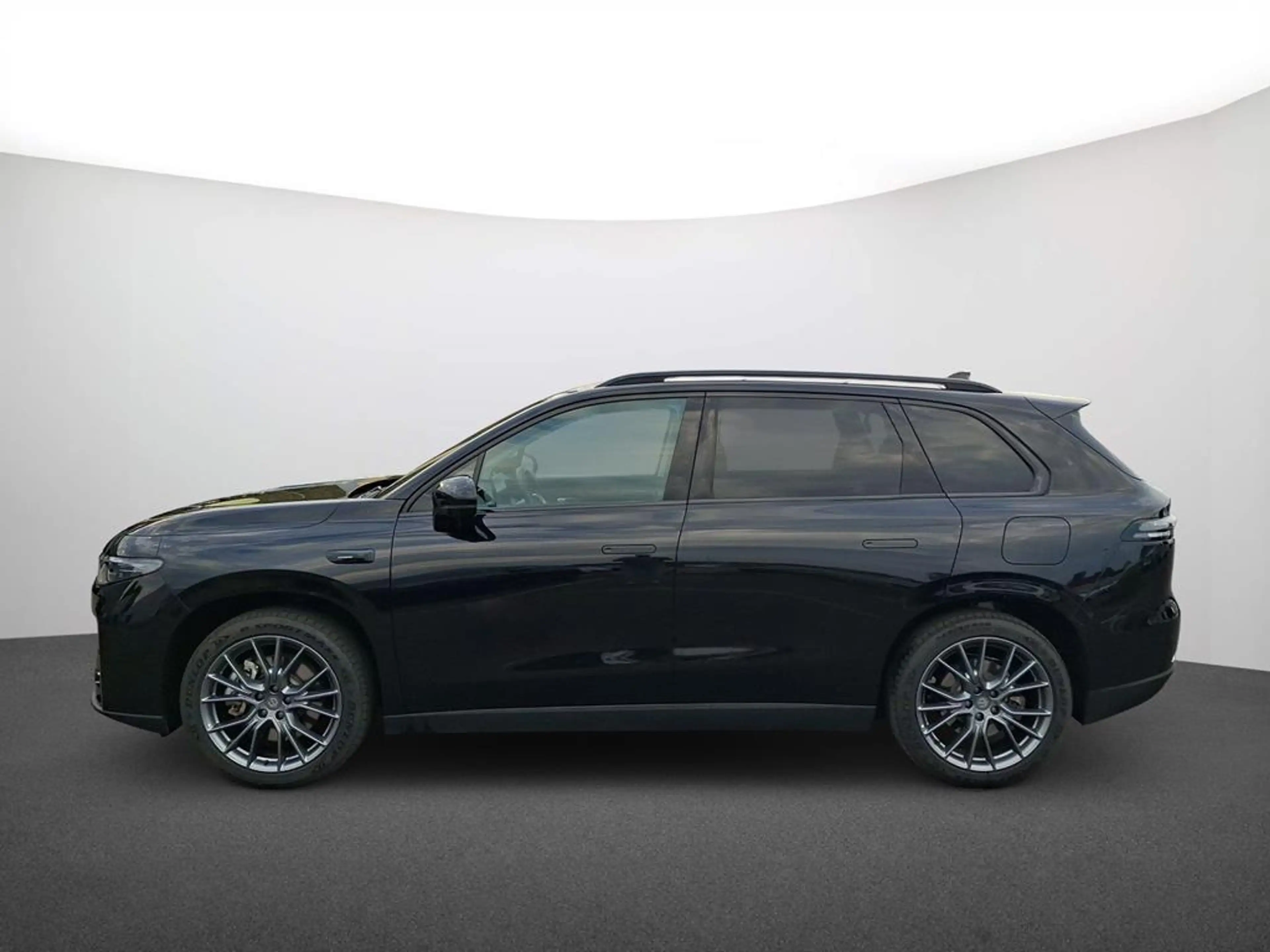 Leapmotor C10 DESIGN PROMAX AWD — photo 5