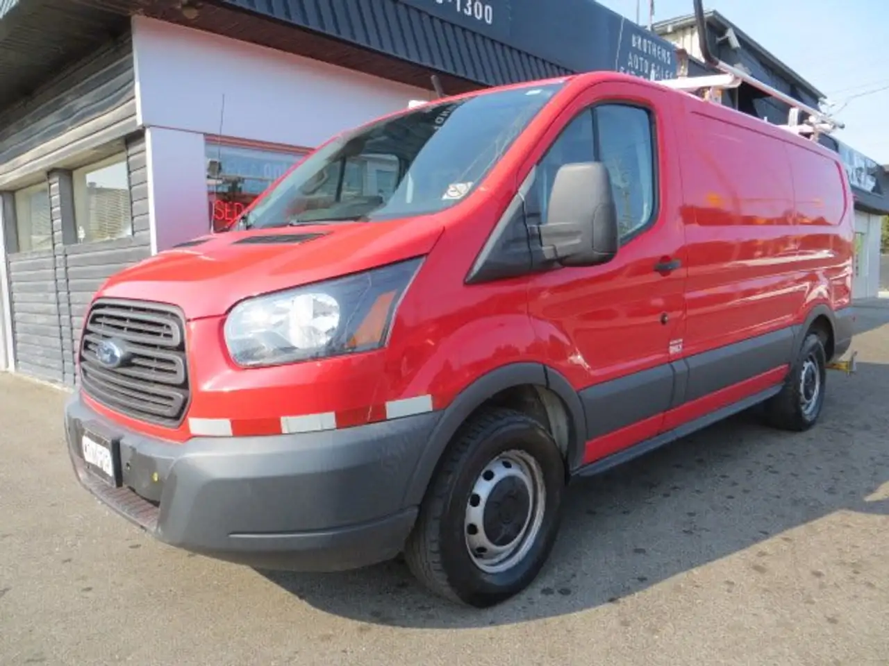 Ford Transit Cargo Van снимка Ford Transit Cargo Van