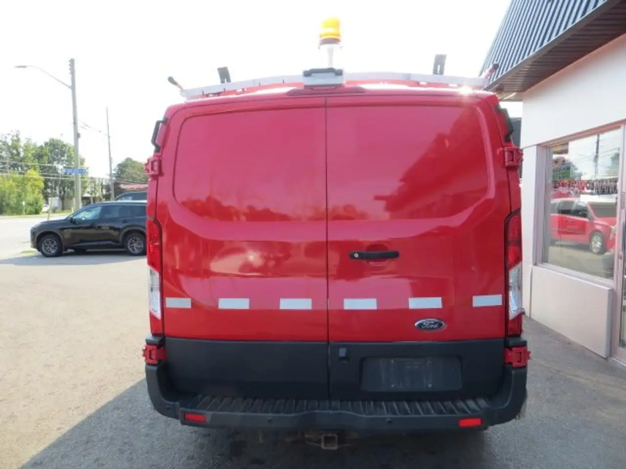 Ford Transit Cargo Van снимка Ford Transit Cargo Van