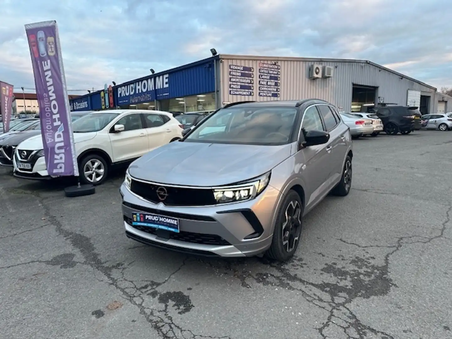Opel Grandland 1.5 D 130CH ULTIMATE BVA8 Gris - 1