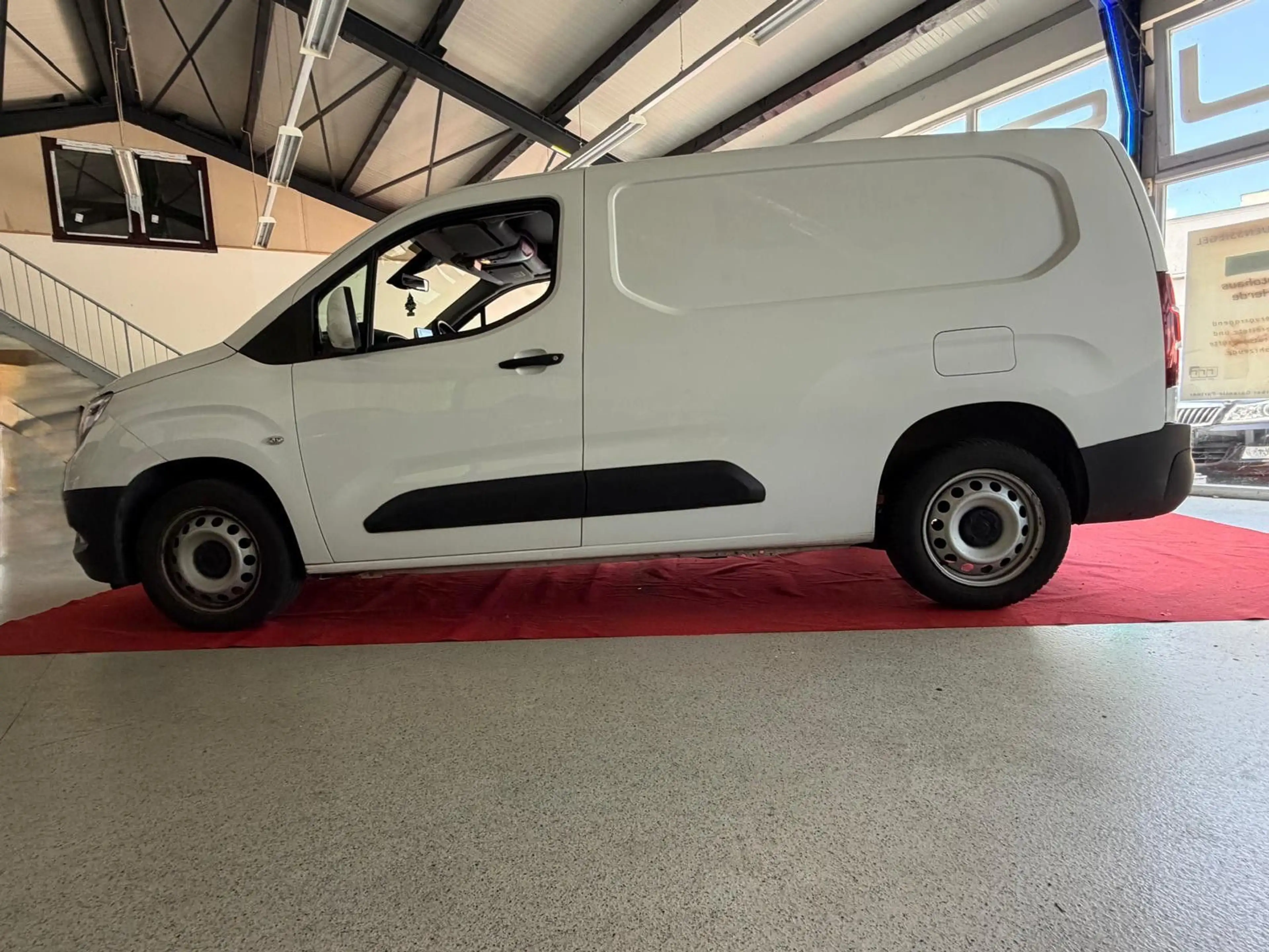 Opel Combo E Cargo Edition erhöhte Nutzlast XL — photo 8