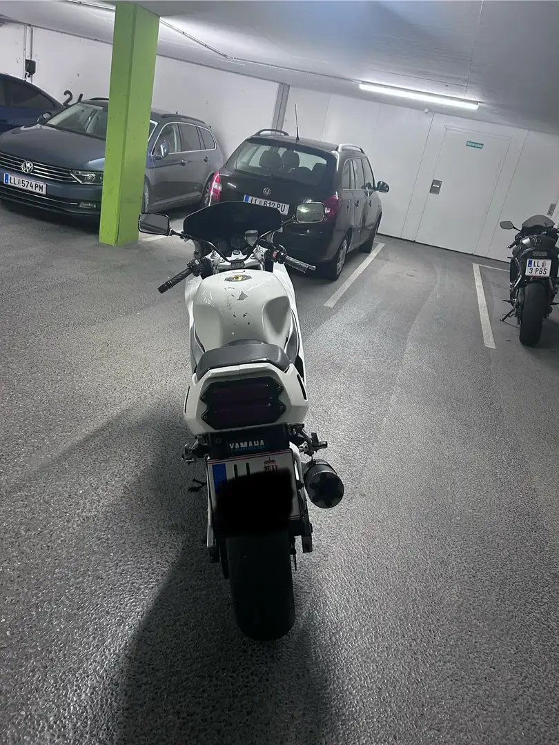 Yamaha FZR 600 Weiß - 1