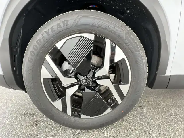 Peugeot 2008 view 10