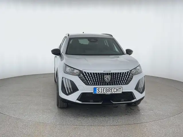 Peugeot 2008 view 2