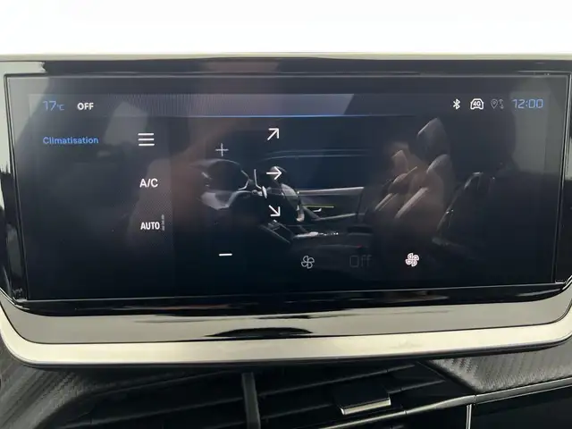 Peugeot 2008 view 12