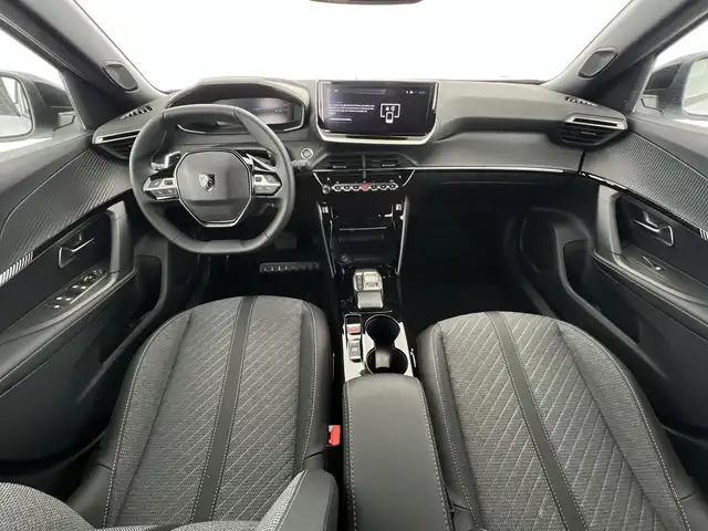 Peugeot 2008 view 6