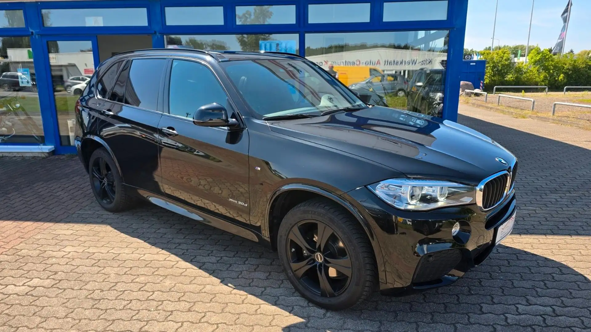 BMW X5 30d M-Paket*Leder*Navi*Komfortsitze*Pano*AHK Negro - 1