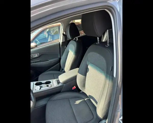 Hyundai Kona view 11