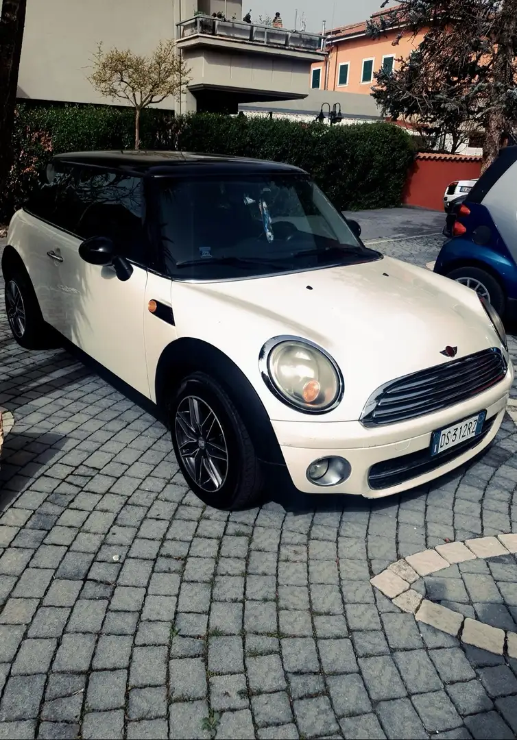 MINI Cooper D 1.6 Bianco - 2