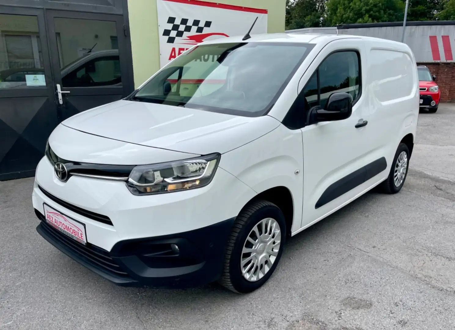 Toyota Proace City L1 Meister*Neue TÜV*25.000 km* Weiß - 1