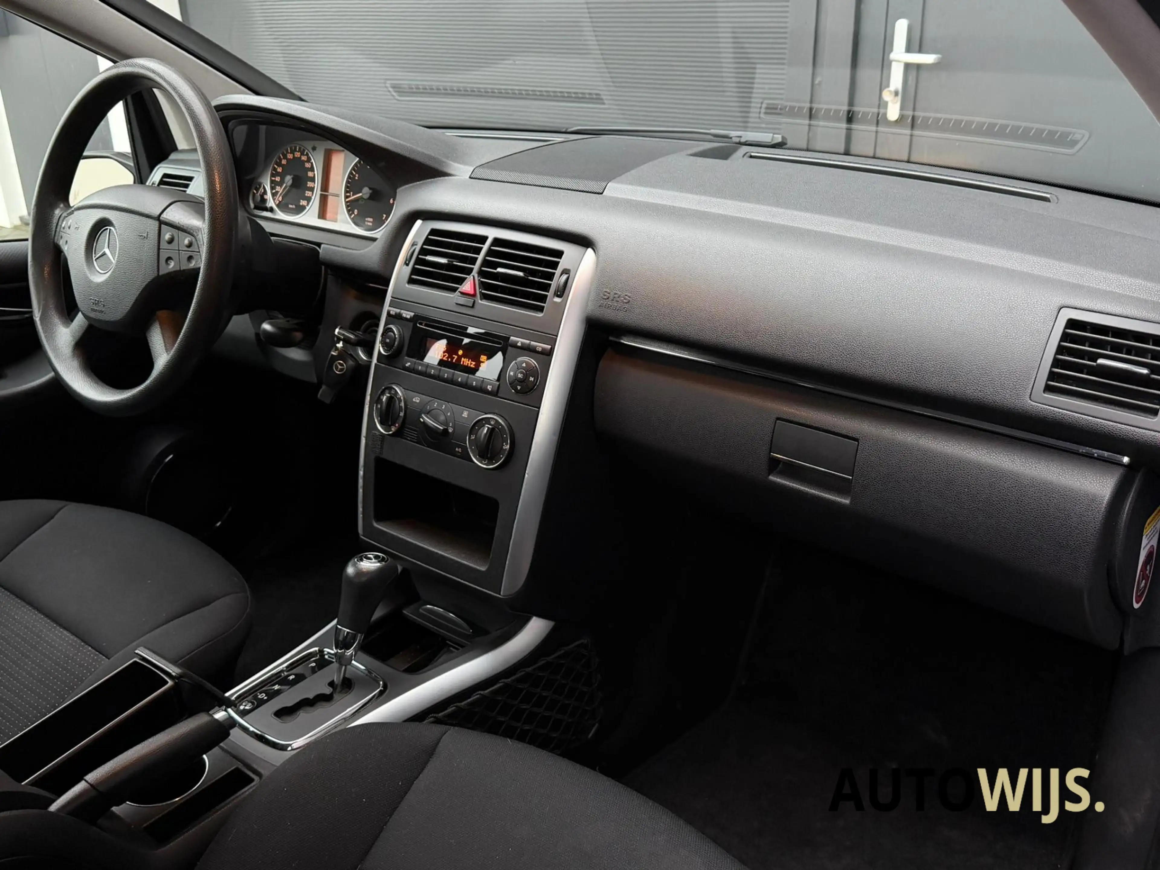 Mercedes-Benz B 200 200|AUT|NL AUTO|XENON|TREKHAAK|AIRCO — photo 4