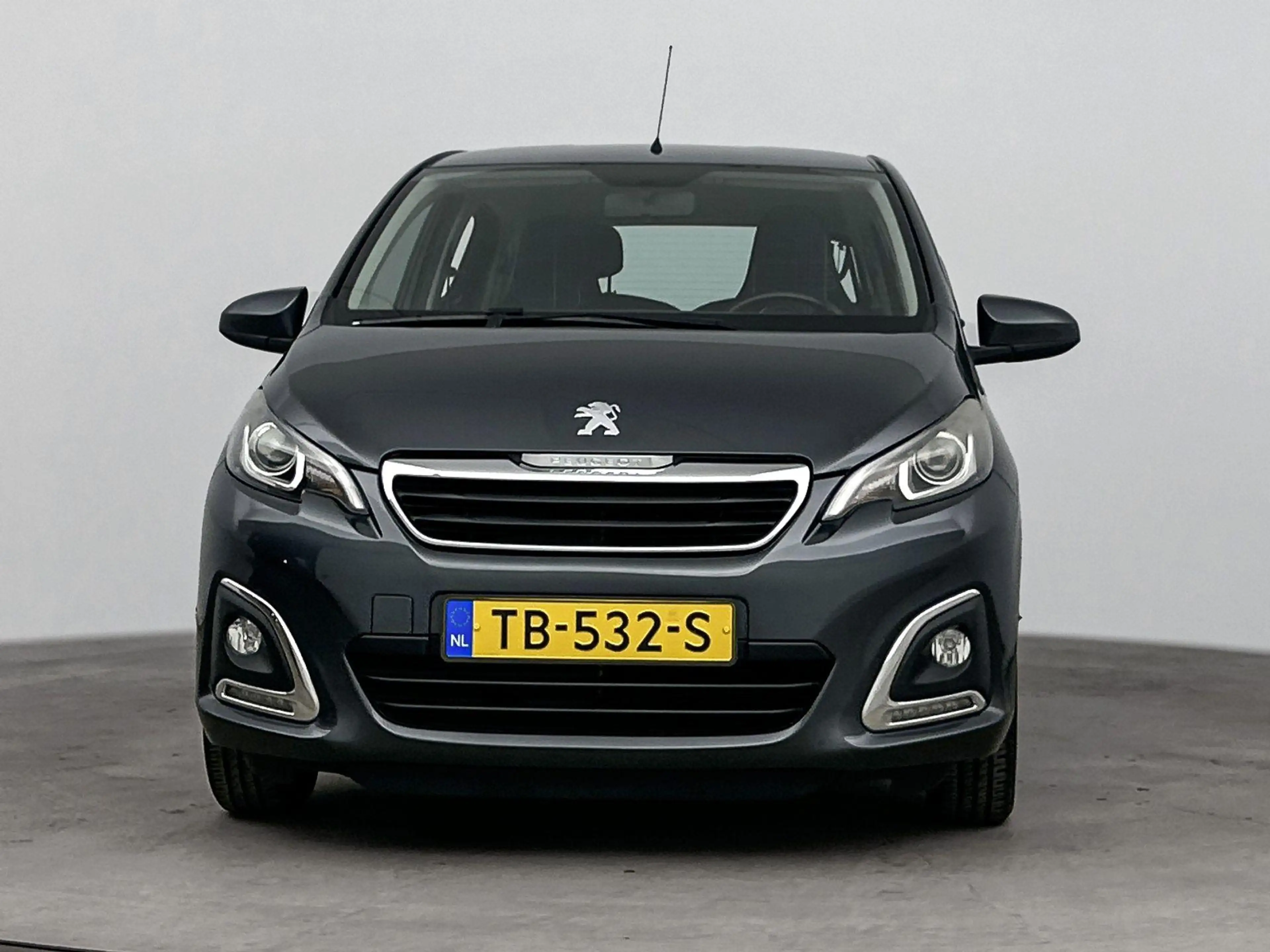 Peugeot 108 68pk Automaat Allure | Camera | CarPlay | Cruise C — photo 15