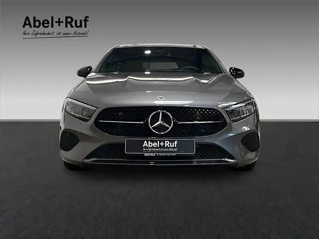 Mercedes-Benz A view 2