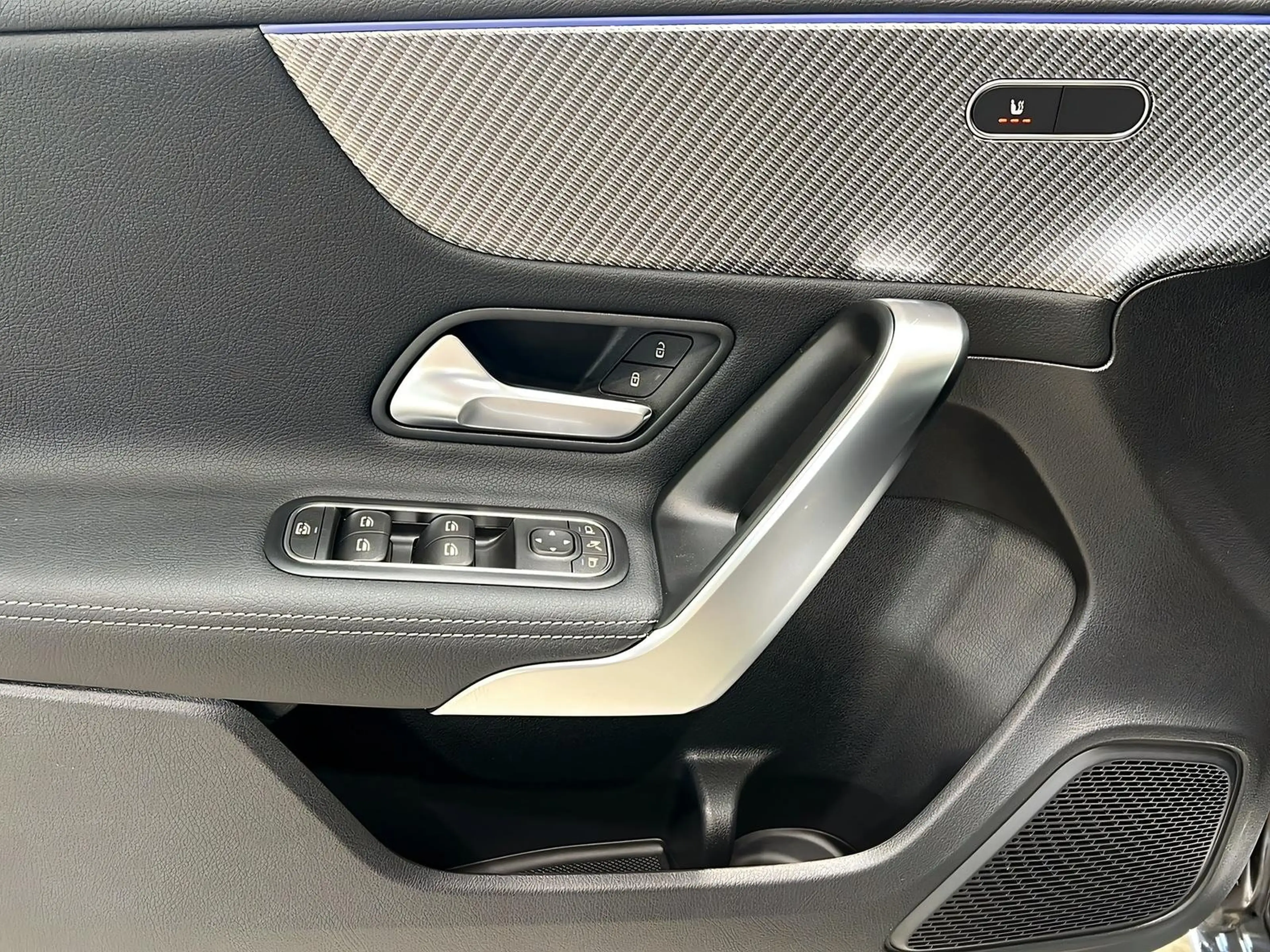 Mercedes-Benz A 200 PROGRESSIV+LED+NIGHT+Kamera+Totw+SHz+AHK — photo 14