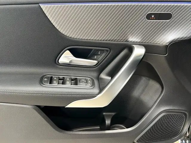 Mercedes-Benz A view 14