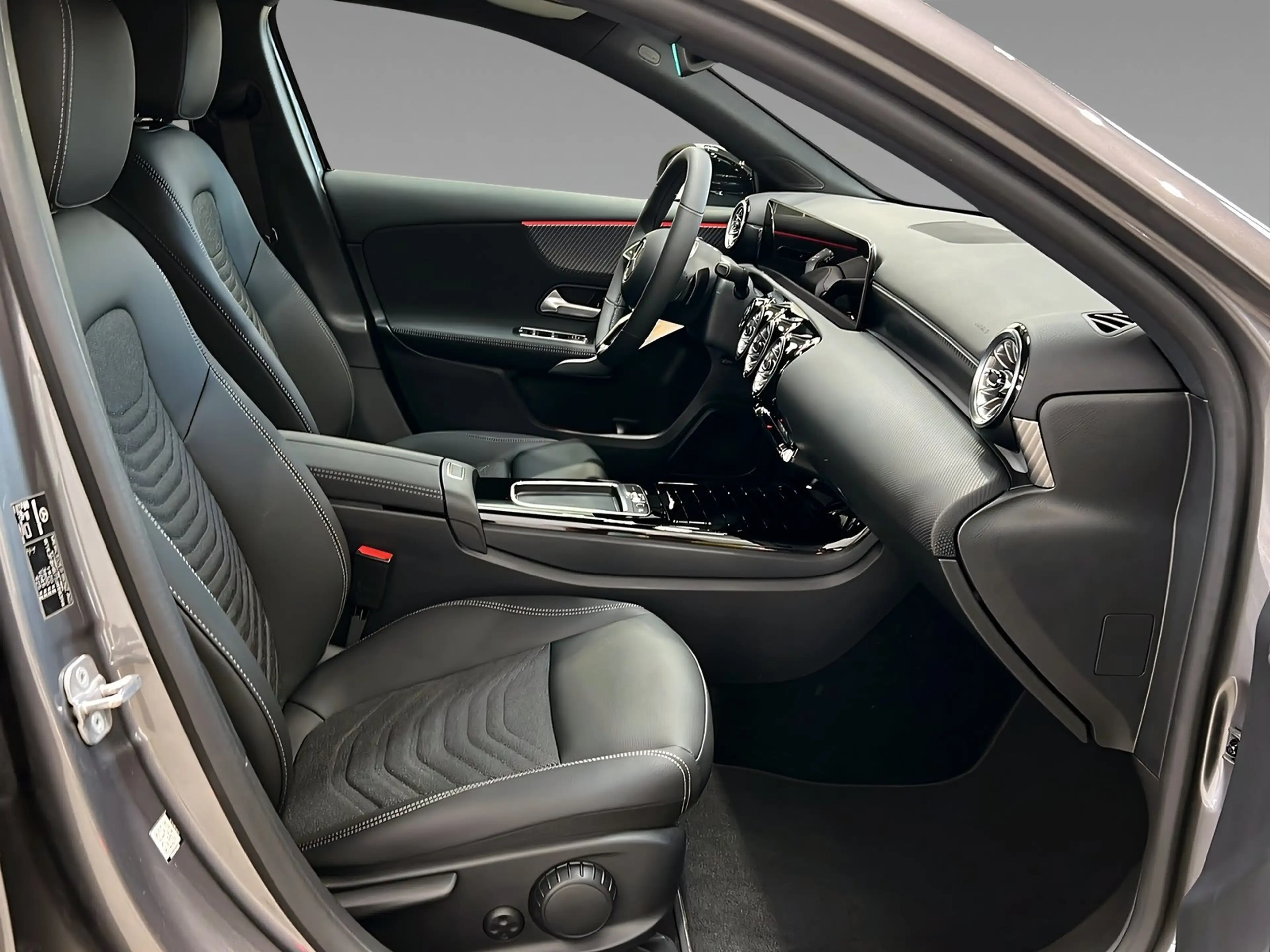 Mercedes-Benz A 200 PROGRESSIV+LED+NIGHT+Kamera+Totw+SHz+AHK — photo 12
