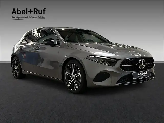 Mercedes-Benz A view 6
