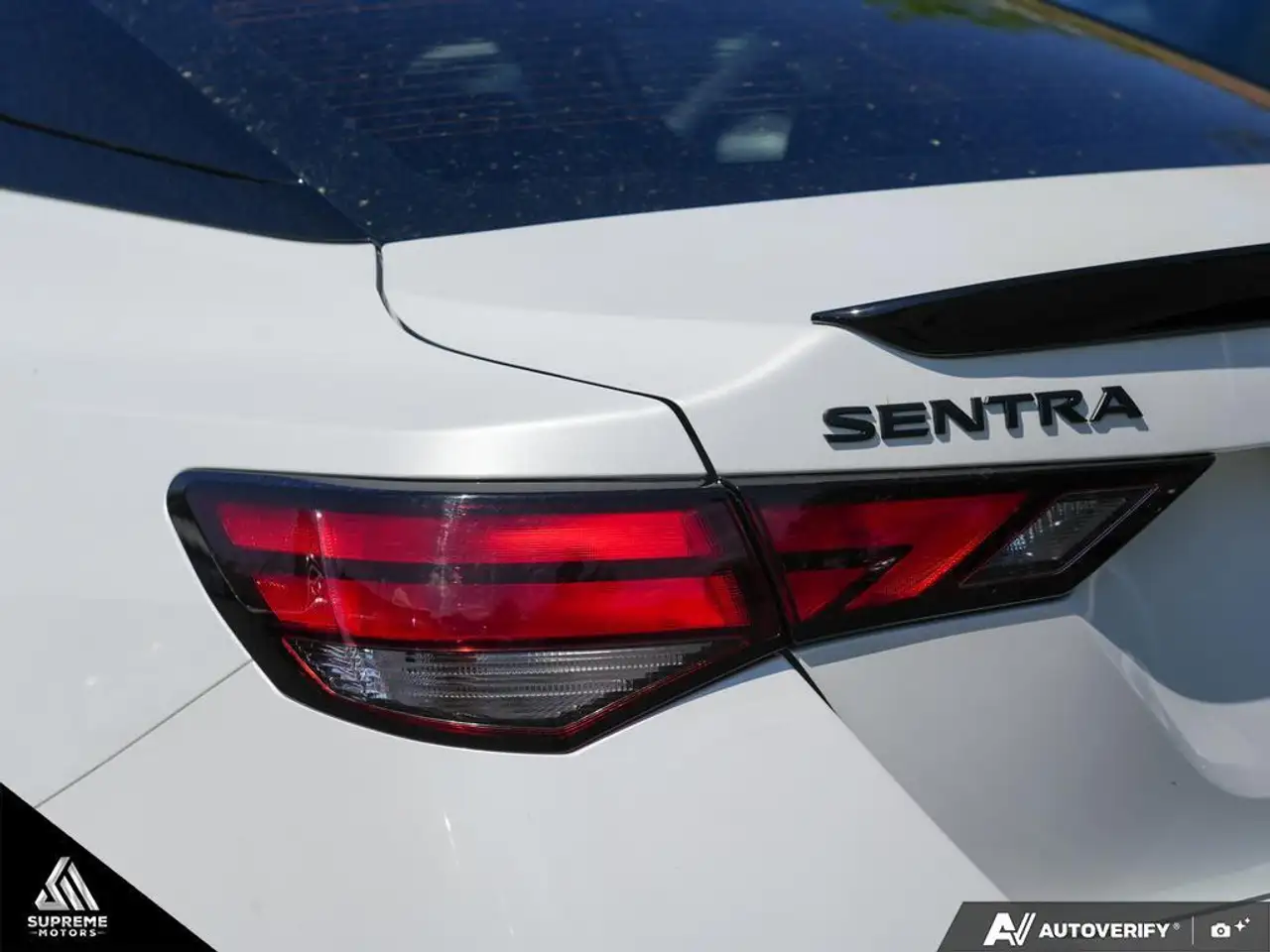 Nissan Sentra photo Nissan Sentra