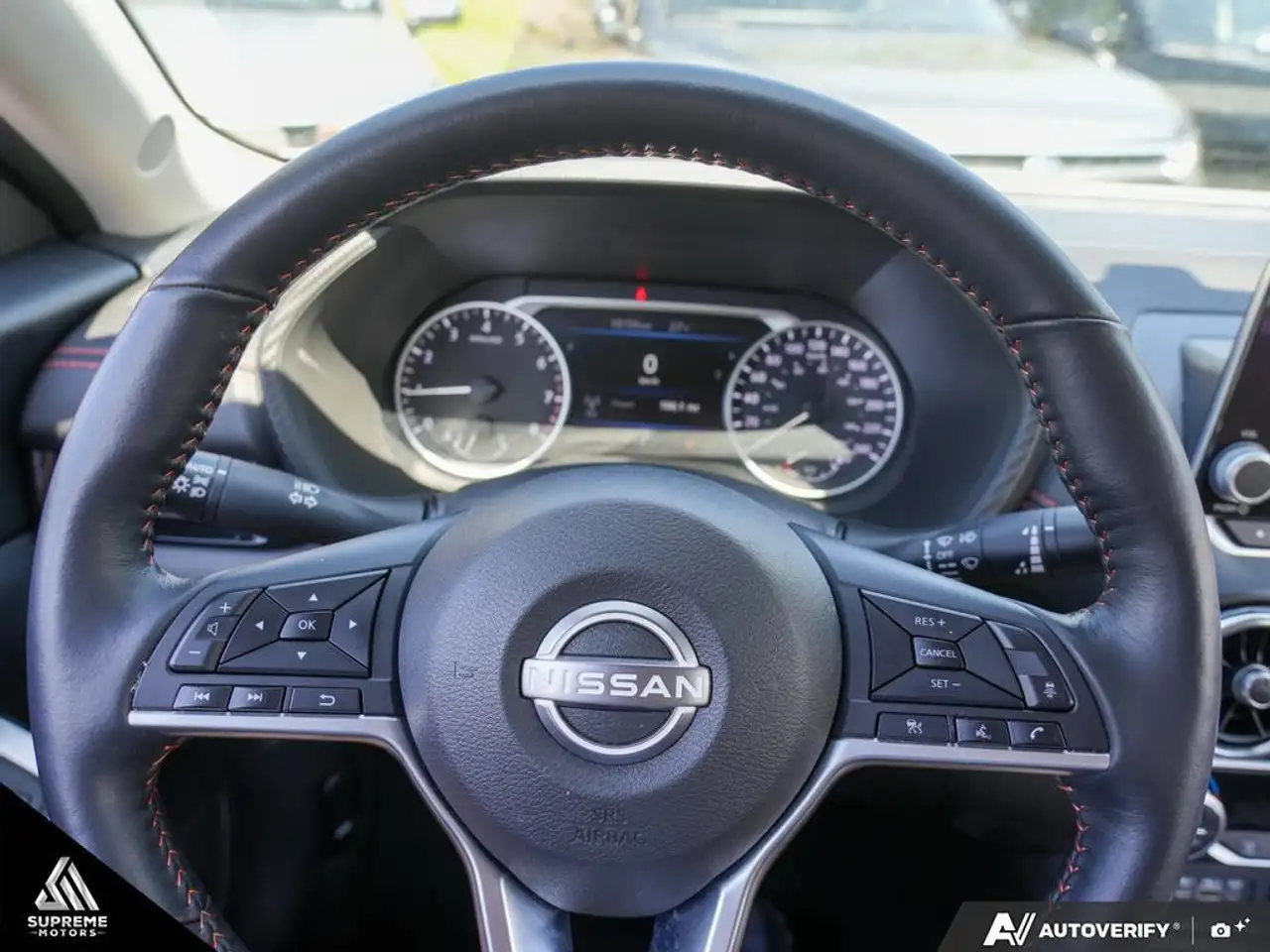 Nissan Sentra photo Nissan Sentra