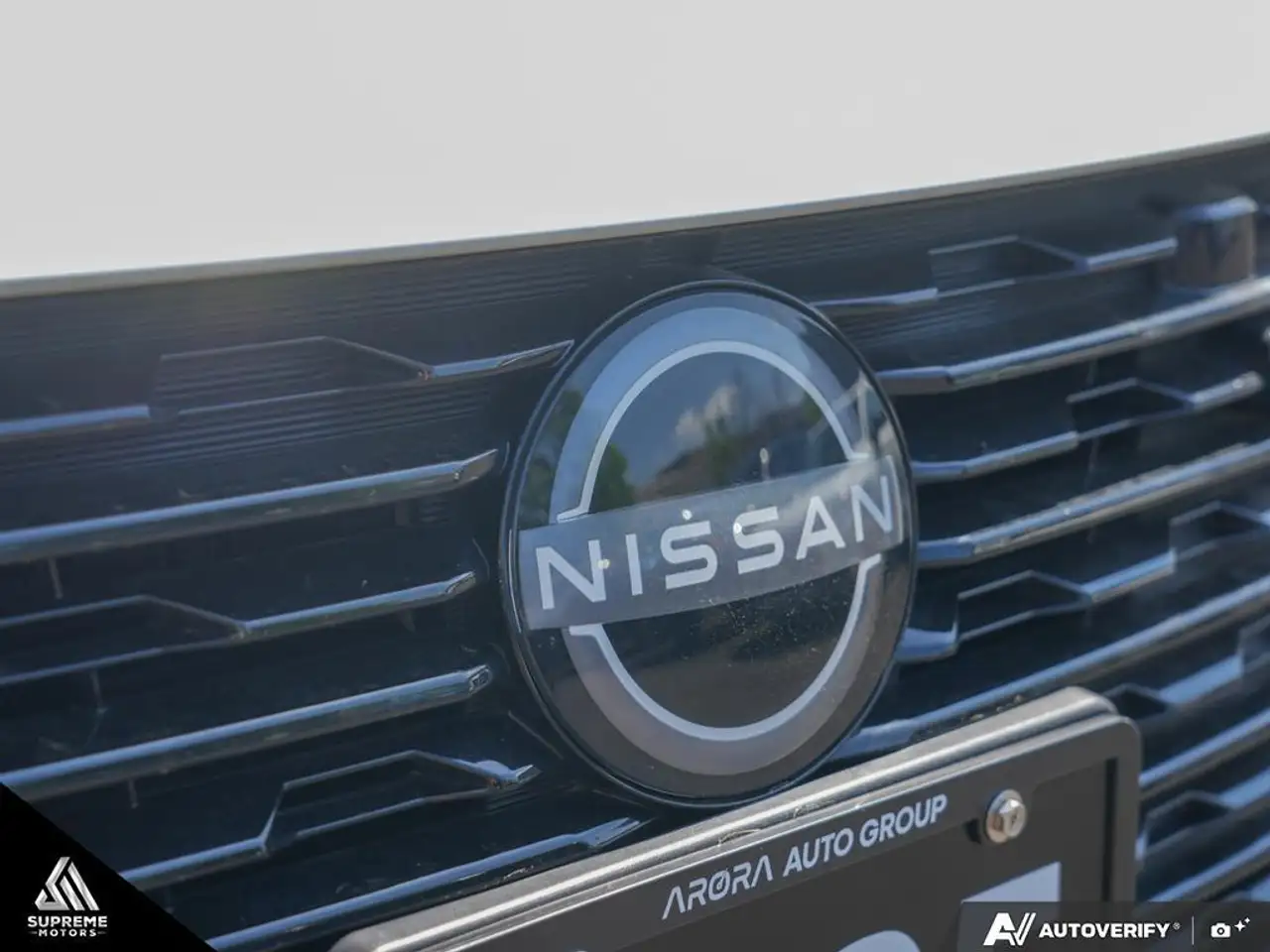 Nissan Sentra photo Nissan Sentra