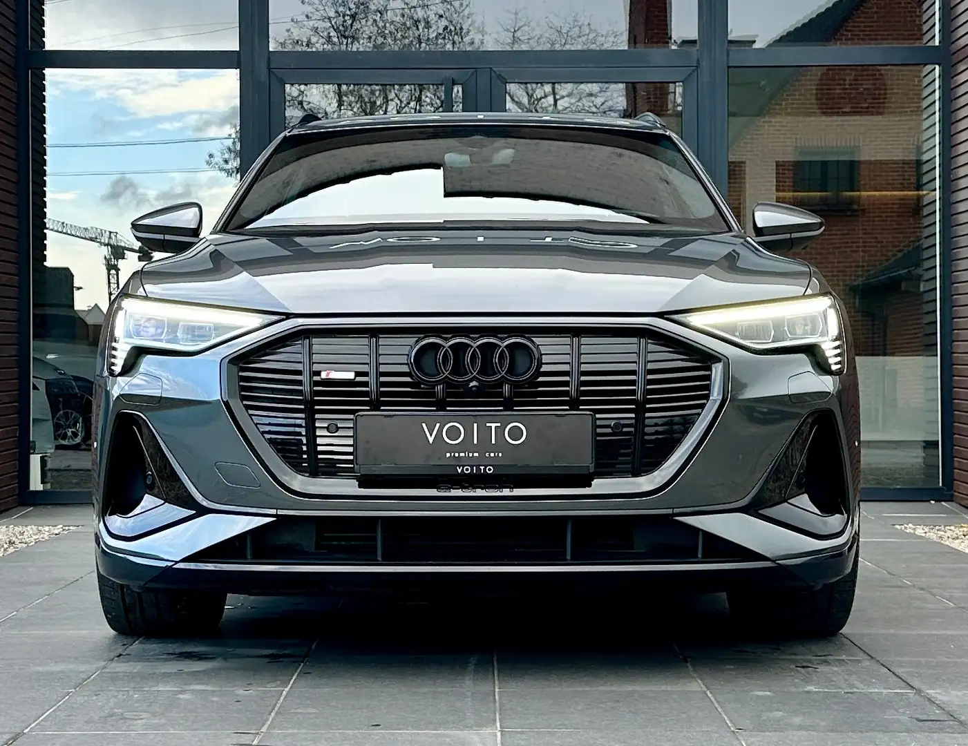 Audi e-tron e-tron 55 quattro 2X S-LINE/HuD/360°/MATRIX/B&O Gris - 2