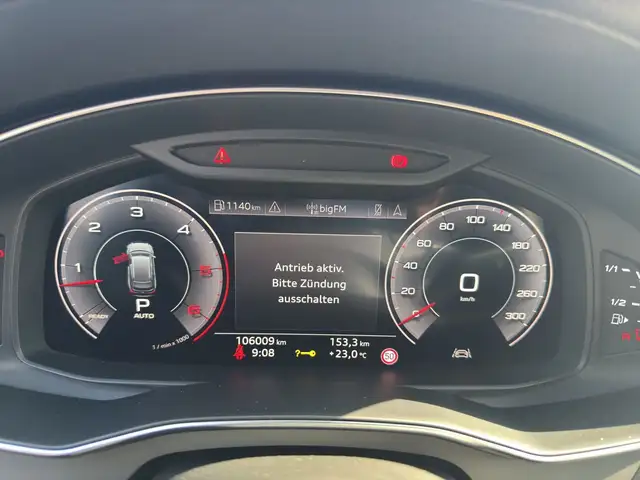 Audi A6 view 10
