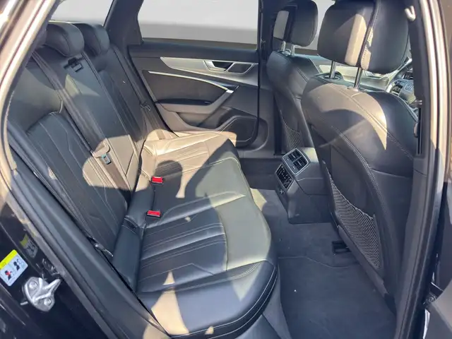 Audi A6 view 6