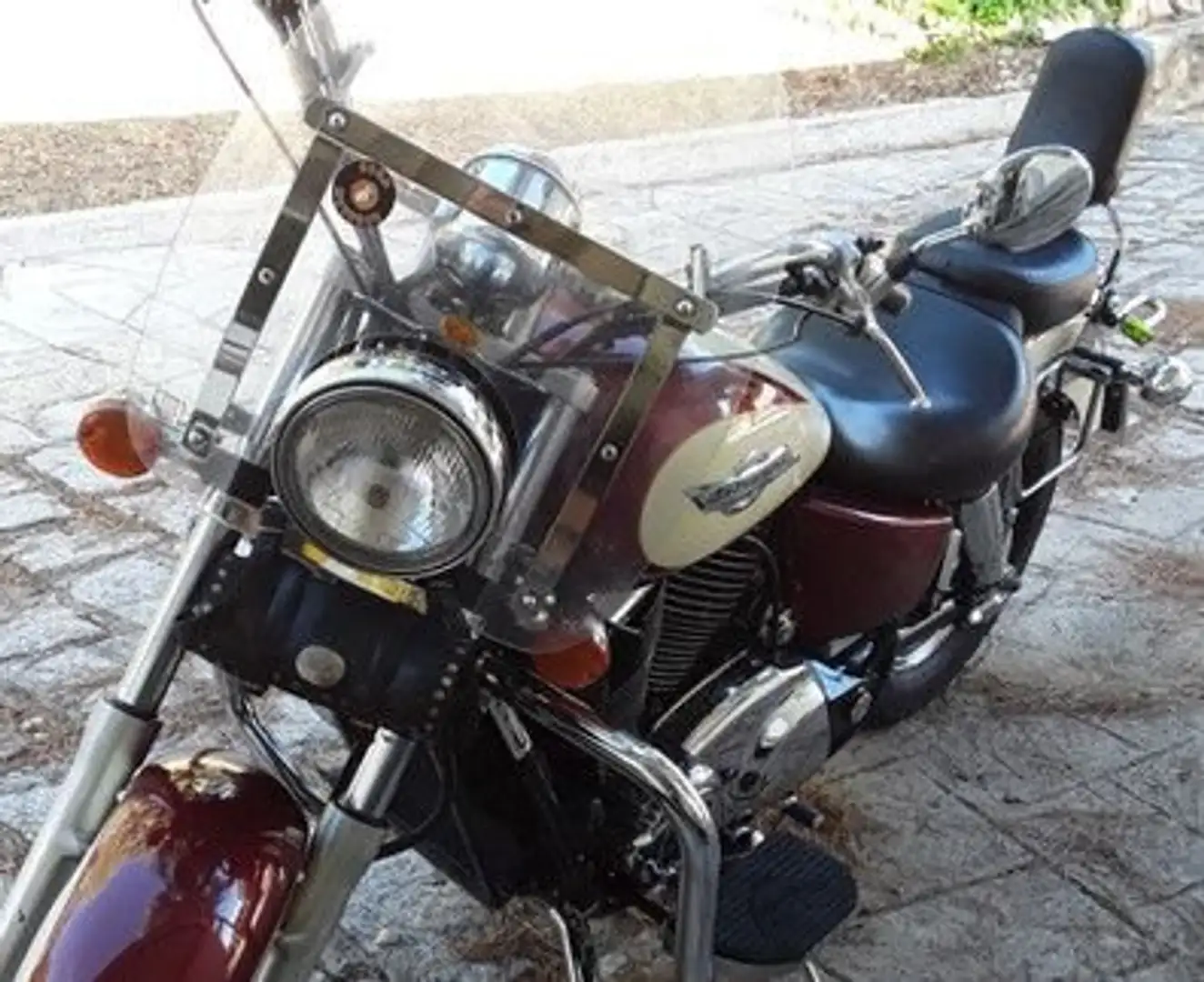 Honda VT 1100 Shadow VT 1100 C Mauve - 1