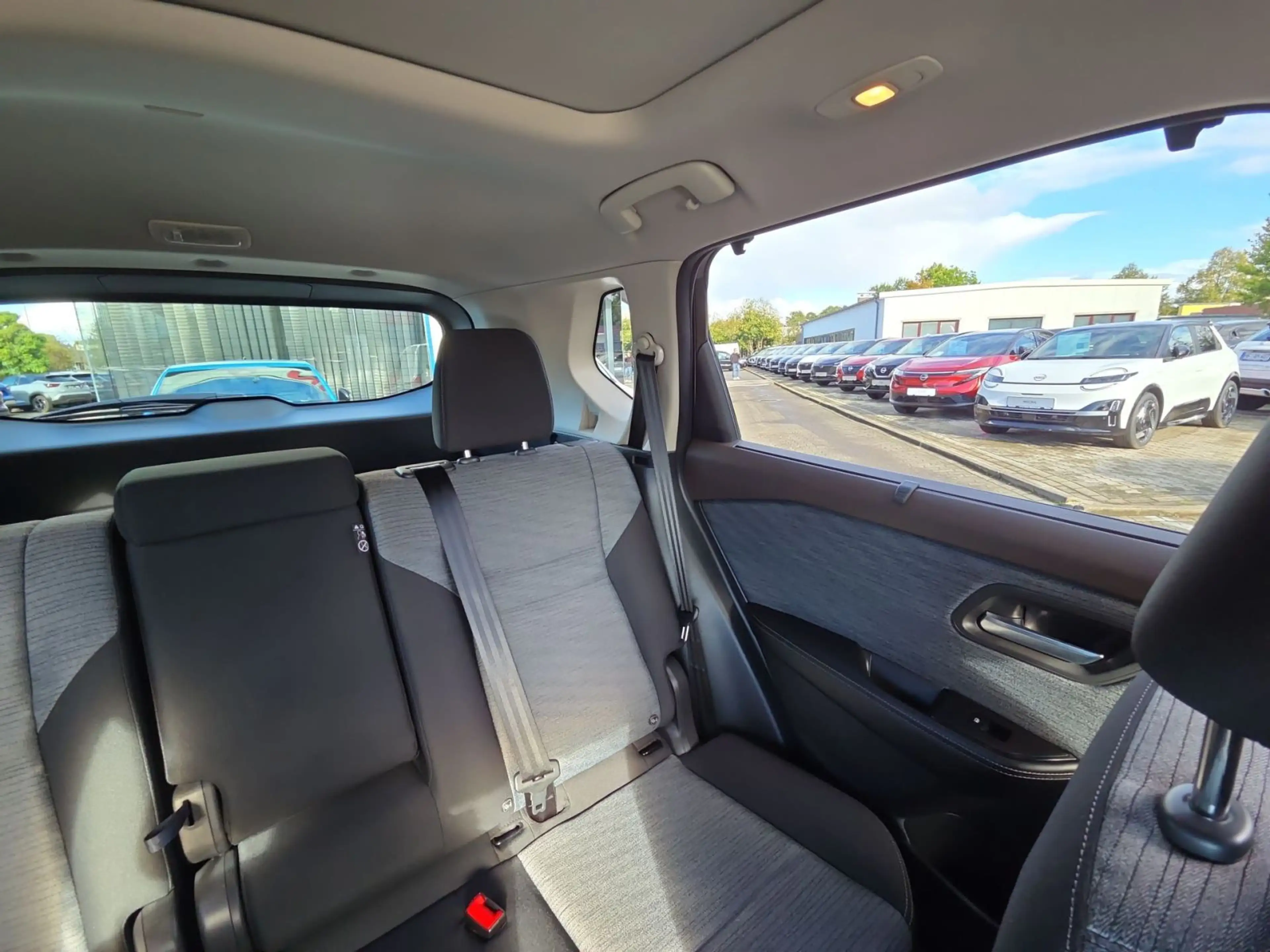 Nissan X-Trail 1.5 VC-T e-Power N-Connecta Navi*SHZv/h — photo 14