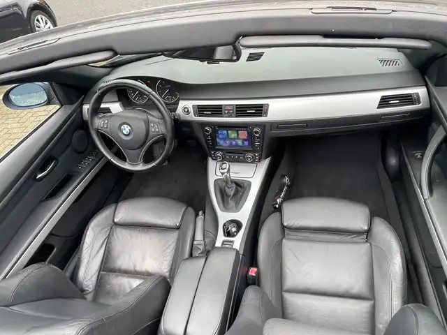 BMW 3 Series view 14