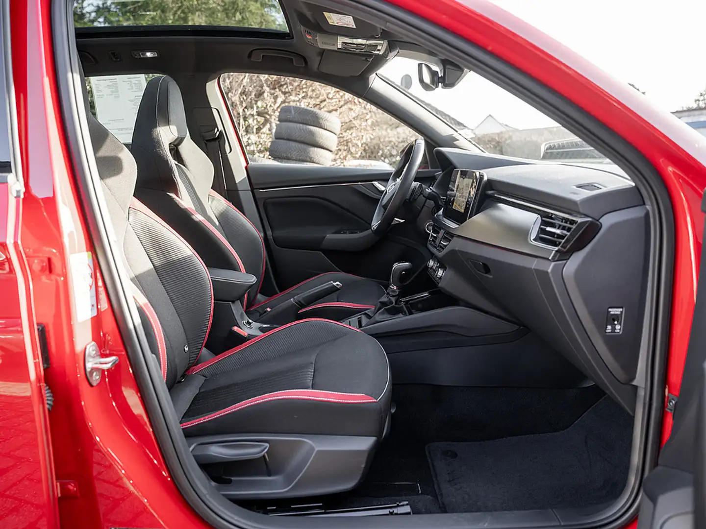 Skoda Kamiq 1.5 TSI Monte Carlo ACC KAM GRA AHK LED Rouge - 2