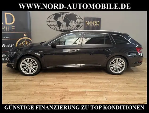 Skoda Superb view 7