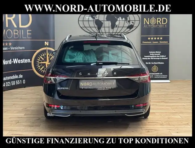 Skoda Superb view 10