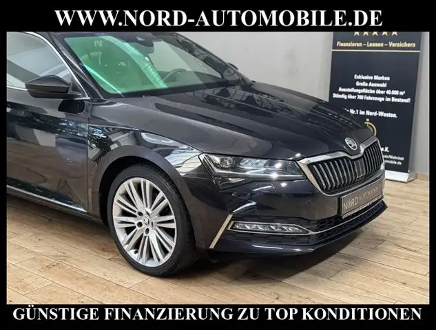Skoda Superb view 12
