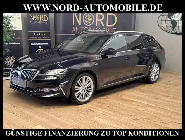 Skoda Superb view 6