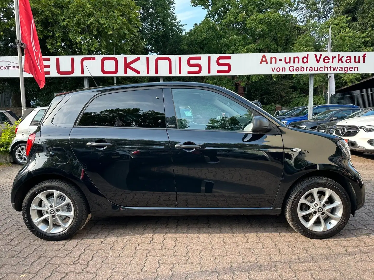 smart forFour forfour 66kW DCT passion*PANORAMA*SHZ*AUDIO*PTS Schwarz - 1