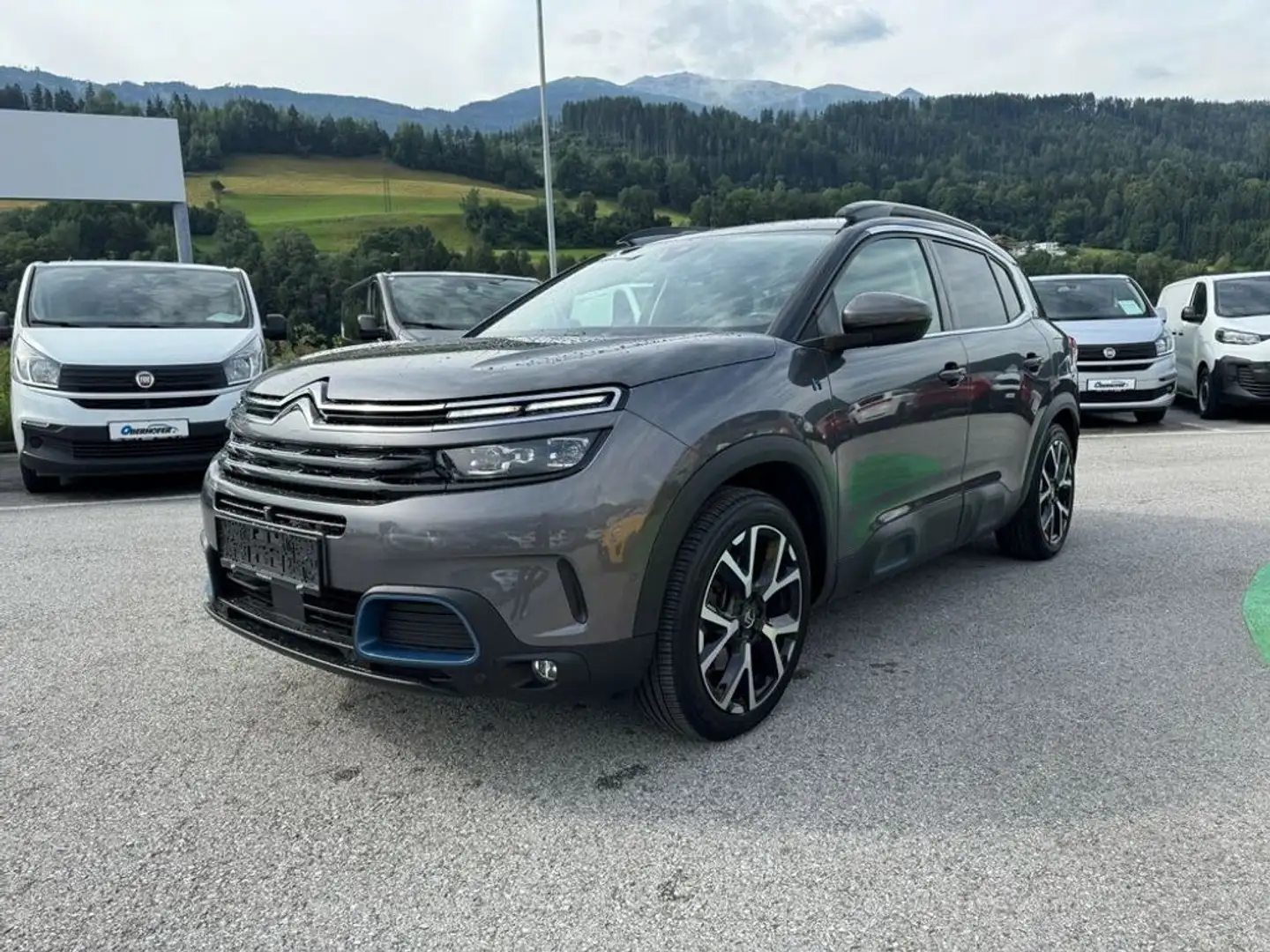Citroen C5 Aircross Shine Plug-in Hybrid Grau - 2