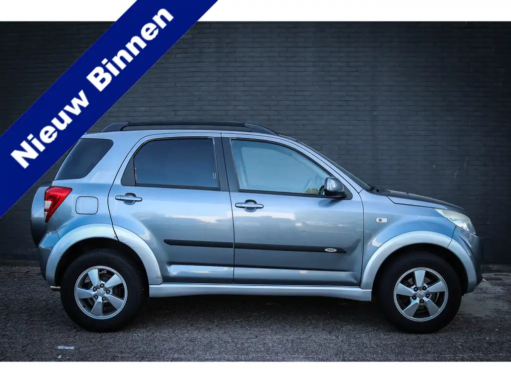 Daihatsu Terios 2009 из Европы — купить под ключ