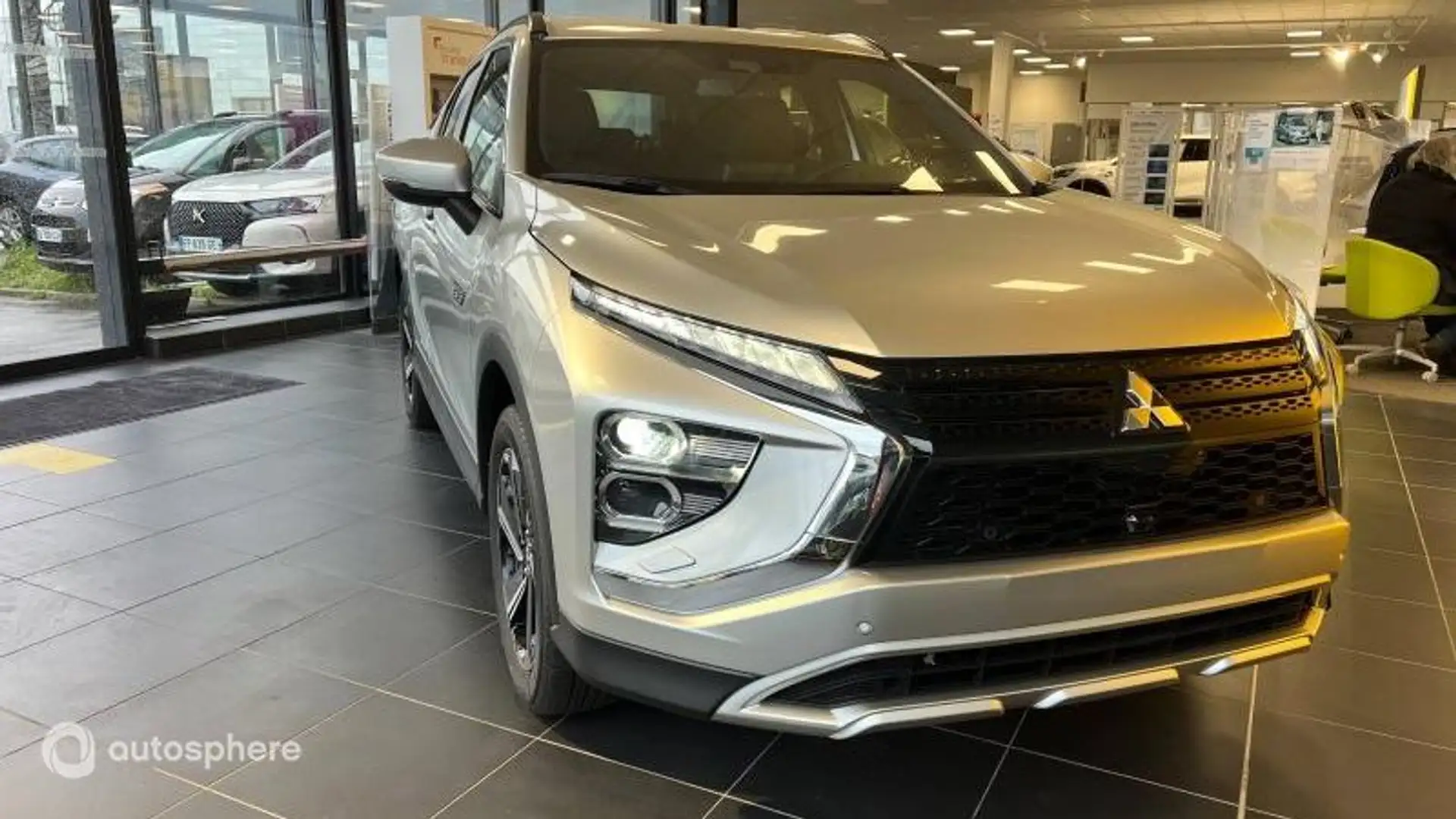 Mitsubishi Eclipse Cross 2.4 MIVEC PHEV 188ch Business 4WD 2023 - 1