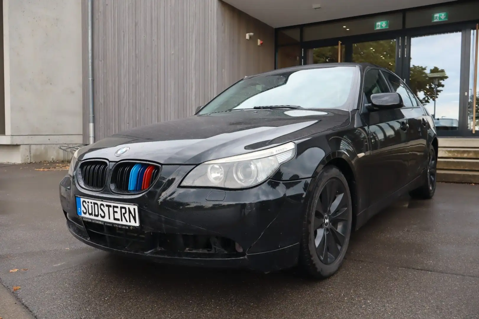 BMW 523 Baureihe 5 Lim. 523i/Navi/Leder/Aut/TÜV27 Schwarz - 1