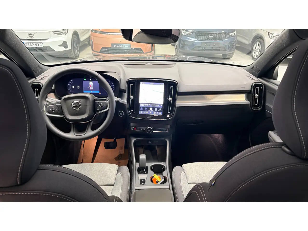 Volvo XC40 2026