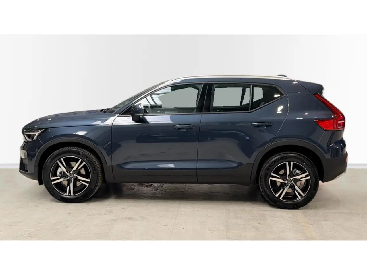 Volvo XC40 2026