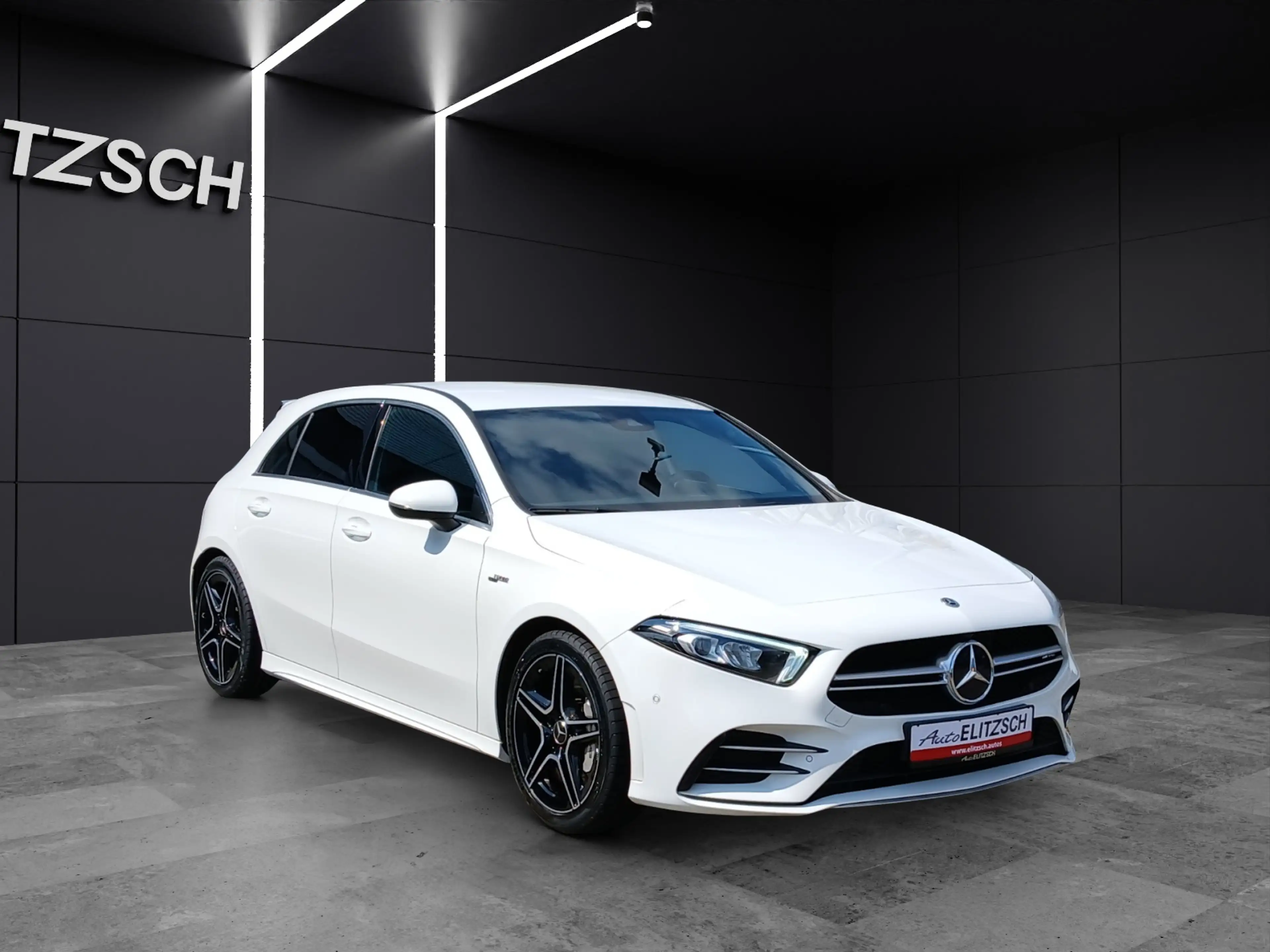 Mercedes-Benz A 35 AMG 4Matic LED AHK Navi MBUX SHZ — photo 7