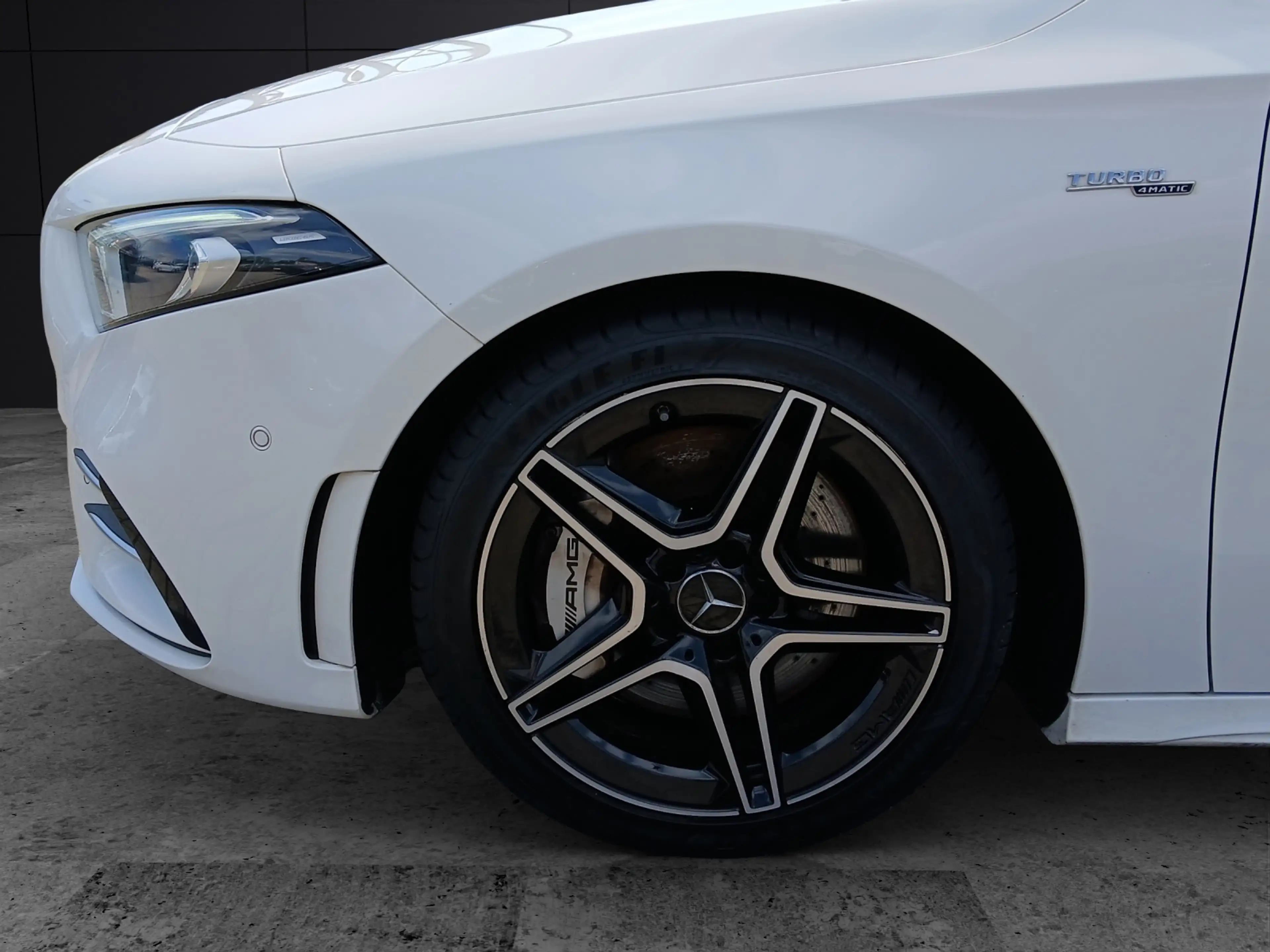 Mercedes-Benz A 35 AMG 4Matic LED AHK Navi MBUX SHZ — photo 9