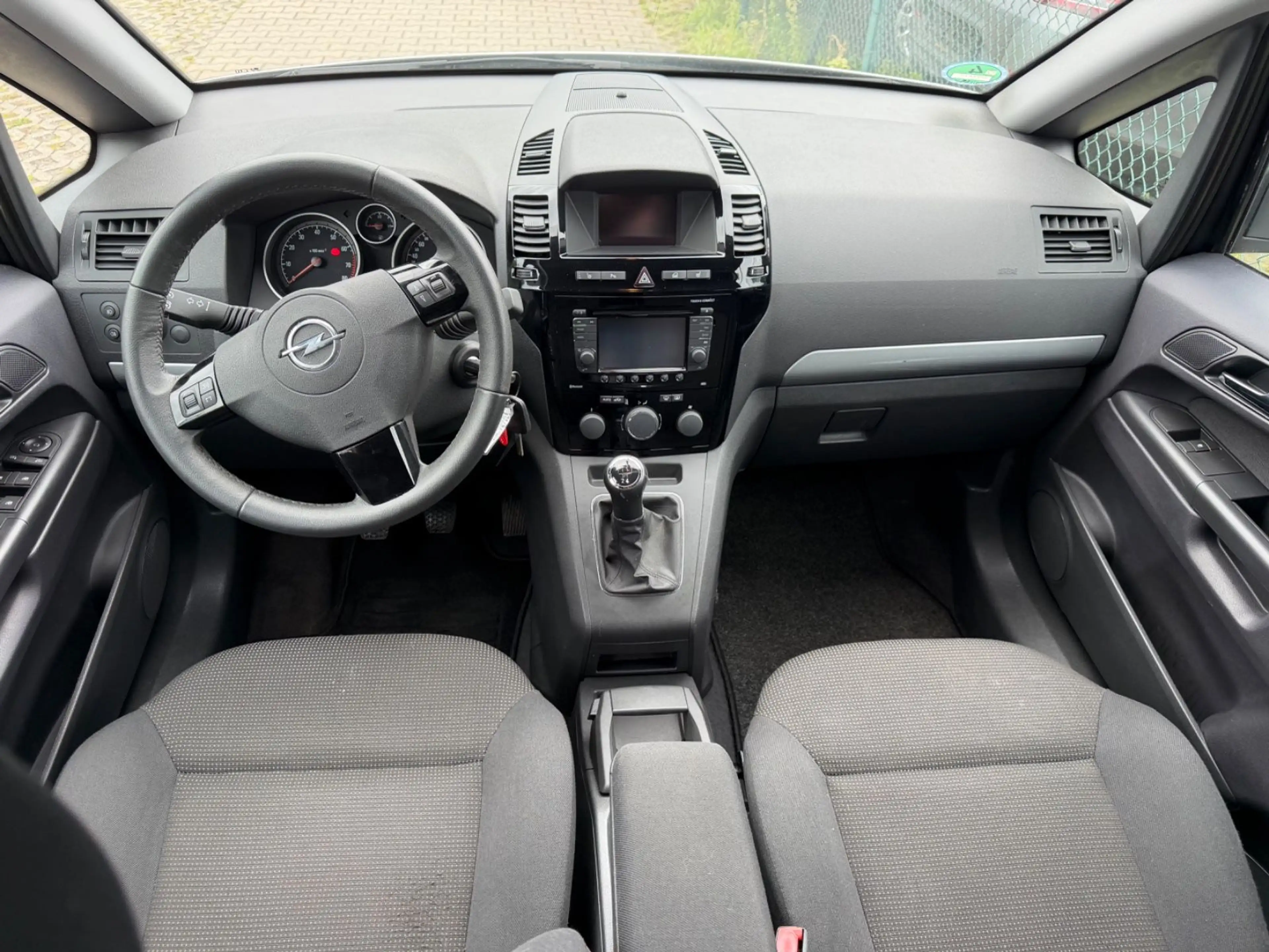 Opel Zafira B Family Plus*XENON*7 SITZE*TOP ZUSTAND — photo 12