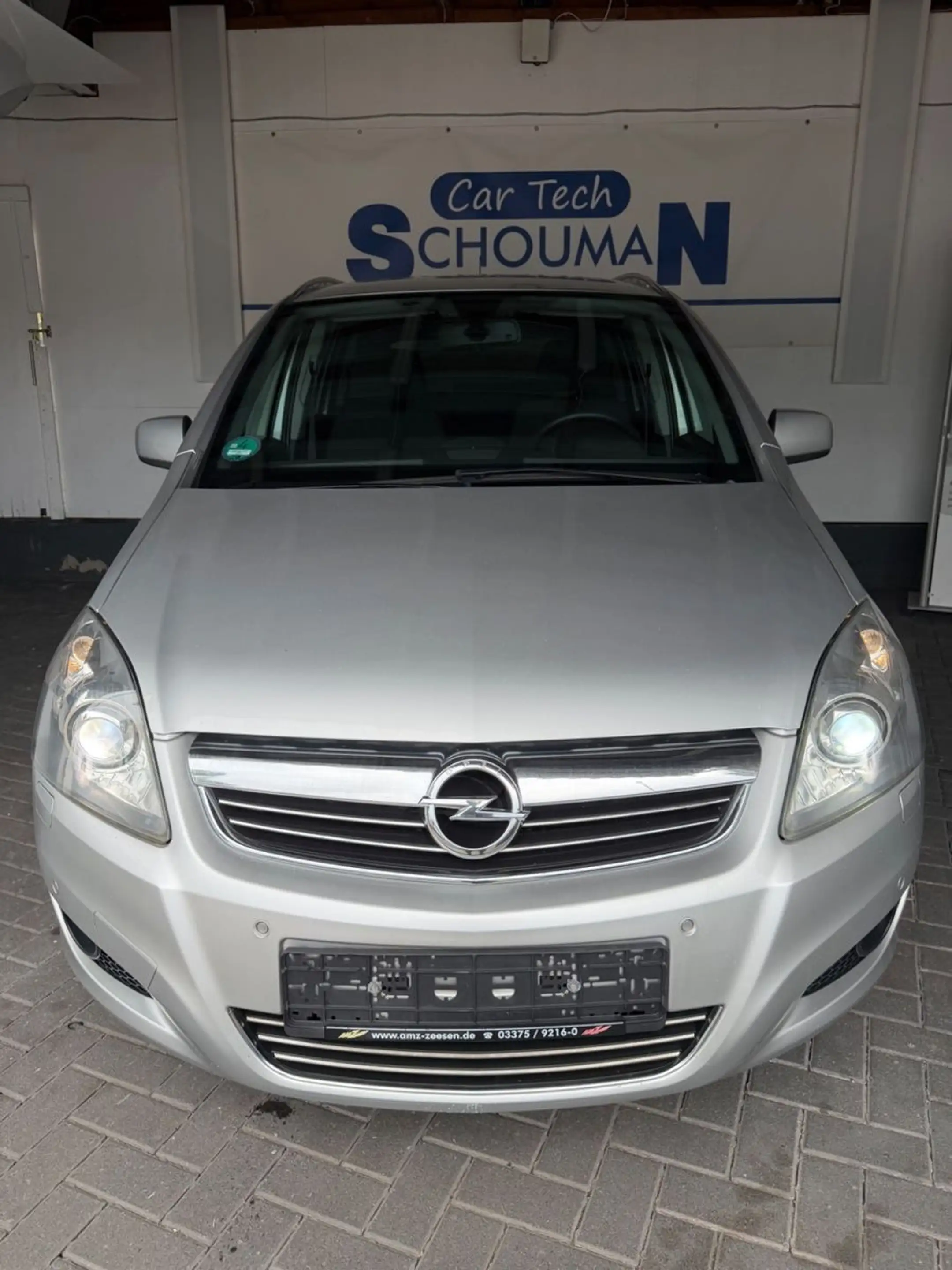 Opel Zafira B Family Plus*XENON*7 SITZE*TOP ZUSTAND — photo 9