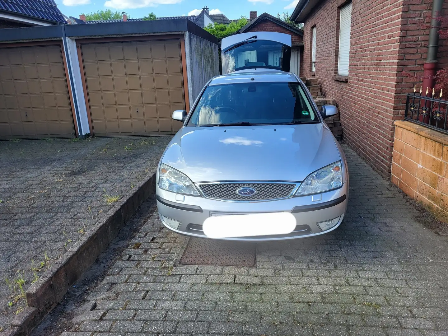 Ford Mondeo 2.0 Ghia - 1